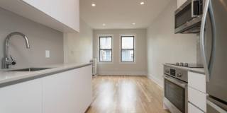 August Move In - 3 Bed 1 Bath Gallery 1