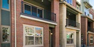 Beautiful 3 bed/3.5 bath Superior Townhome - Available May 4th! Gallery 1