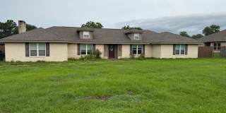 1746 Ernestine Gallery 1