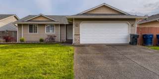 Gorgeous 3 Bed 2 Bath Updated Home @ the Ideal Marysville Location! Gallery 1