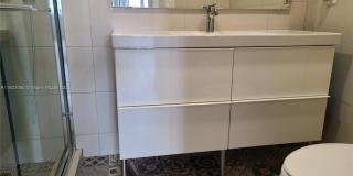 2851 NE 183rd St Gallery 15