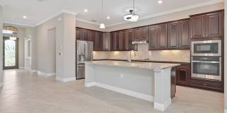 NOW AVAILABLE! Gorgeous 4/3 Pool Home in Bonita National! Gallery 19