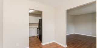 1857 West 24th Street Gallery 7