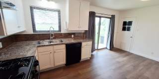 907 Jefferis Avenue Gallery 8