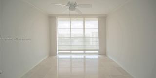 20201 E Country Club Dr Gallery 22
