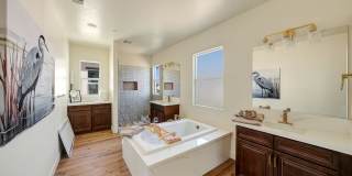 137 N Un St Gallery 3