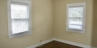 4384 Bancroft St Gallery 13