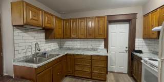 109 E Stewart Rd Gallery 7