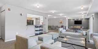 200 N PICKETT Gallery 27