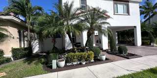 16979 Southwest 90th Terrace Gallery 1