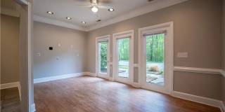 Room in 5 Bedroom Home at Feldspar Way Gallery 32