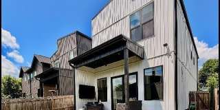 519 E 17th Street Gallery 21