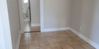 Quaint 2 bedroom in St. Petersburg Gallery 14