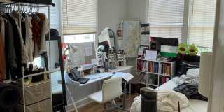 Gorgeous 3BD Apartment above commercial space ON MAPLE ST Gallery 10