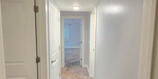 7 Bedroom Home in Bloomington Gallery 41