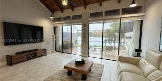 11228 NW 14th Ct Gallery 24