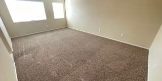 3 Bedroom 2 1/2 Bathroom w/Den & Loft Gallery 7