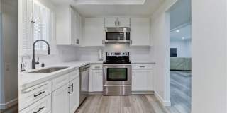 5515 Paseo Del Lago W 2G Gallery 1
