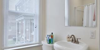 Massive Newly Renovated 11-Bedroom House on E. 14th  – Prime Campus Location! Gallery 26
