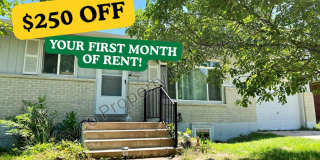Home with Tons of Space!! Gallery 1