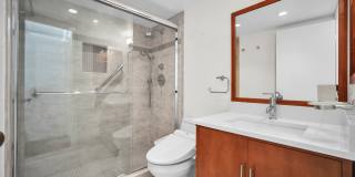 1101 South Arlington Ridge Road #806 Gallery 5