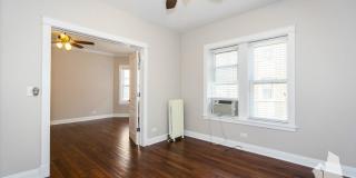 538 West Cornelia Avenue Gallery 7
