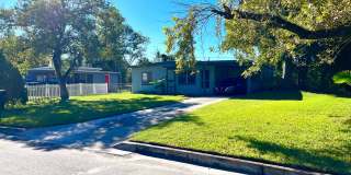 Lawn Service included with this 2BR/1BA w/Carport, Office, and Bonus Room Gallery 1