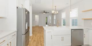 Beautiful 3 Bedroom 2.5 Bathroom Home in Windsor Crossing with Loft Gallery 7