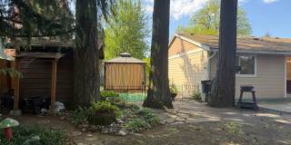 Beautiful 3 Bedroom Ranch Style House with 2 Car Garage, Fences Yard, Fireplace, Shed, Workshop & MORE! Beautiful 3 Bedroom Ranch Style House with 2 Car Garage, Fences Yard, Fireplace, Shed, Workshop & MORE! Gallery 23