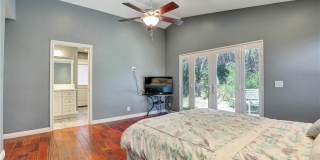 12571 Martha Ann Gallery 12