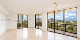 16275 Collins Avenue Gallery 4