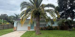 Charming 2 bedroom 1.5 bathroom home Gallery 30