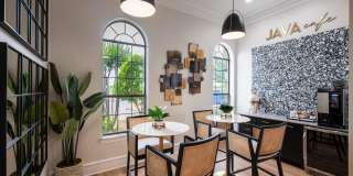 Monticello by the Vineyard Apartments Gallery 16