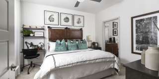 Austin Avenue Gallery 11