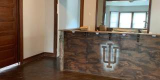 CANDY STRIPE HOME! 4 BD/2 BA Gallery 8