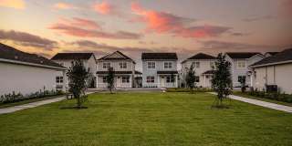 Abrazo at Four Corners Gallery 1