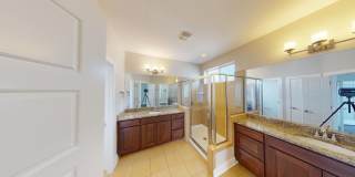 Gorgeous Condo in Edgewick - Minutes from Soco! Gallery 28