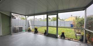 Renovated 2/2 Villa with Fenced in Backyard Gallery 17