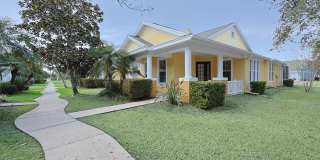 Resort-Style Living in the Heart of Apollo Beach Gallery 1