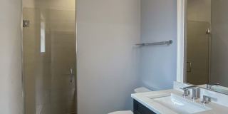 1241 West Oakdale Apt. Gallery 12