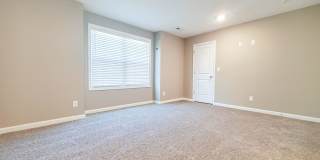 Two Bedroom with Garage on Exit 11! Gallery 13