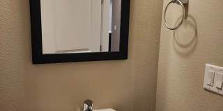 Must See Townhome Located in Ponderosa Ridge Gallery 8