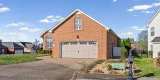 3 Bedroom 2 Bath Pet Friendly Home For Rent with Community Pool Access! Gallery 5