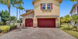 Great Pool Home with excellent lake View in Heron Bay, Parkland Gallery 1