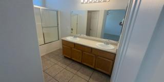 Henderson 3 Bedroom Townhouse! Gallery 34