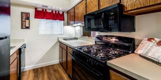 Foxchase Apartments Gallery 8