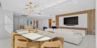 Bay Harbor Gallery 13