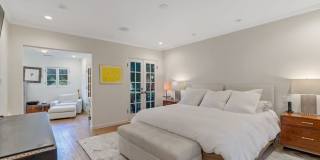 1643 Queens Rd Gallery 25