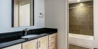 2100 Acklen Flats Gallery 16