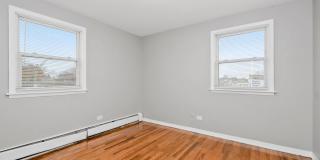 7906 South Wabash Avenue Gallery 4
